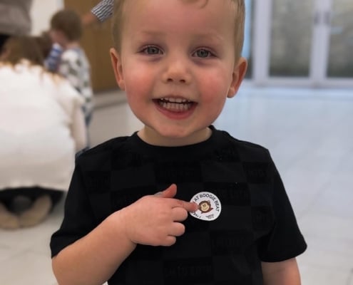 childwithsticker